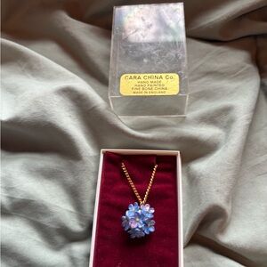 Cara fine bone china vintage Blue Floral Pendant Necklace accessories